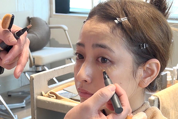 いまっぽいナチュラルメイクをつくる<br />
ベースメイクのポイント