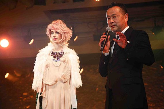 秋冬ニューヘアモード「AURA」を発表