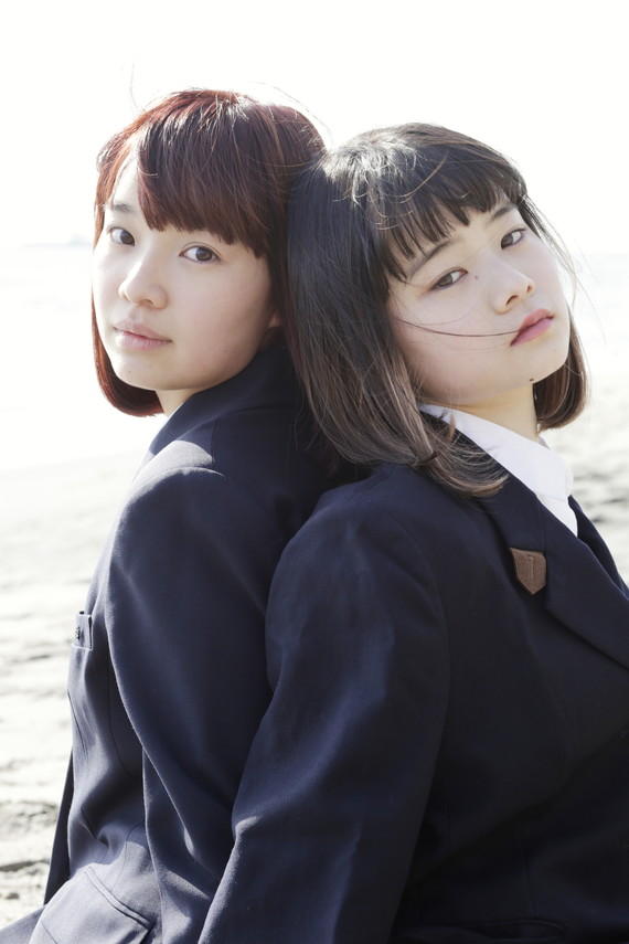 海に日が沈む<br />
夕暮れ色のヘアカラー