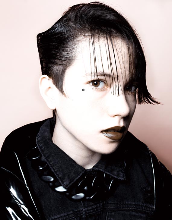 JAPAN HAIRDRESSER OF THE YEAR 【グランプリ】<br />
神谷 翼(SCREEN)